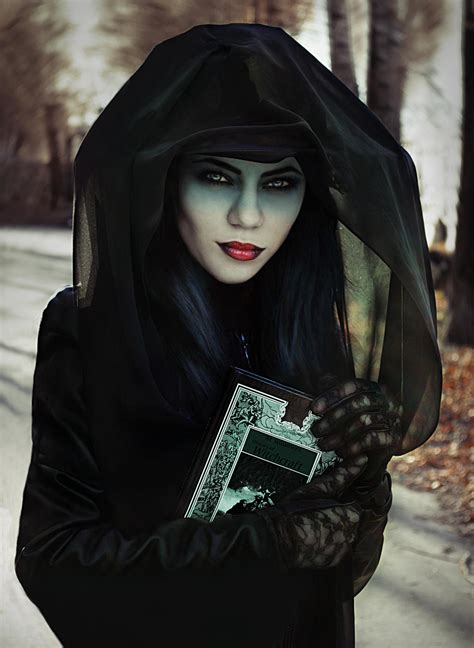 Black magic sorceress attire